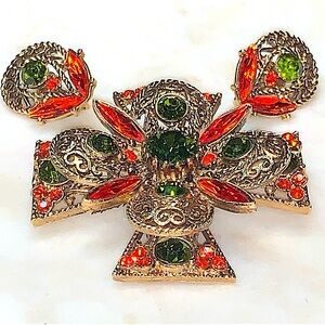 EMMONS MALTESE BROOCH CLIP EAR SET GREEN ORANGE VINTAGE GOLD REGAL SPLENDOR 1970